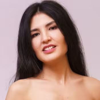 Porn actress Azumi Liu