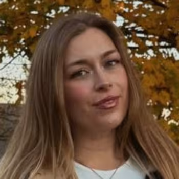 Porn actress Barbie Gotthicc