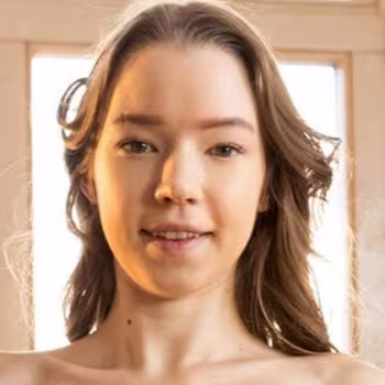 Porn actress Mirka Bay