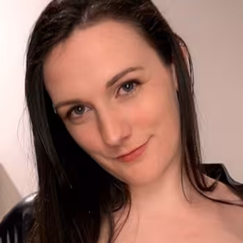 Porn actress Clara Dee