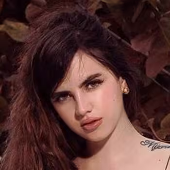 Porn actress Ely La Bella