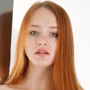 Porn actress Denisa Heaven