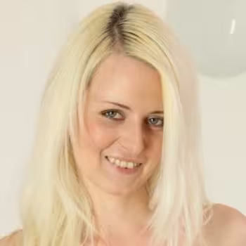 Porn actress Denisa Peterson