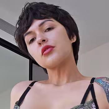 Porn actress Electra Santiago