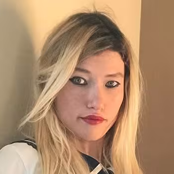 Porn actress GirlFeetQueen