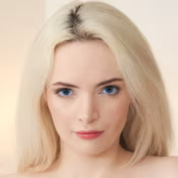 Porn actress Amber Kawaii
