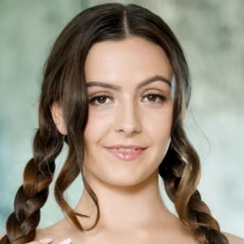 Porn actress Serena Hill