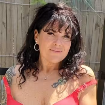 Porn actress Hollee Huntress