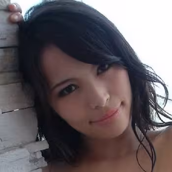 Porn actress Kyouko Maki
