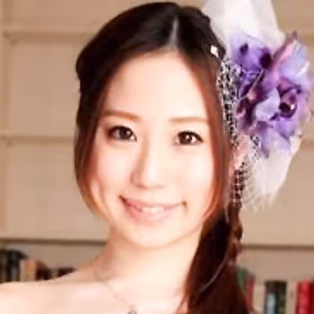 Porn actress Momoka Sakai