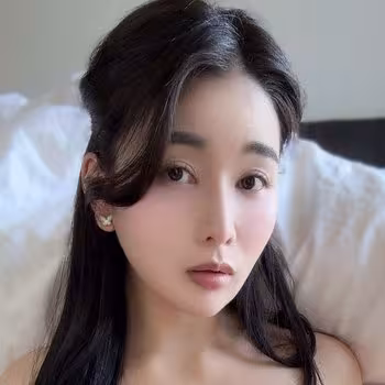 Porn actress Rikako Katayama
