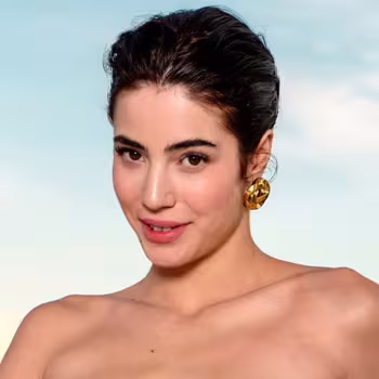 Porn actress Kiana Tomy