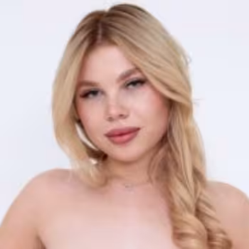 Porn actress Kukla Pak