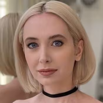 Porn actress Mia Delphy