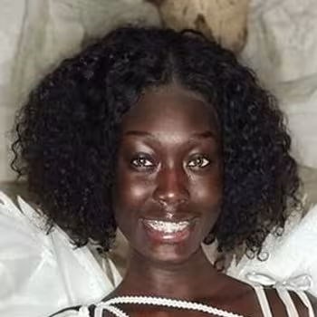Porn actress Mona Onyx