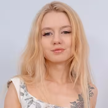 Porn actress Pretty Di
