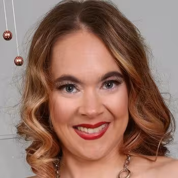 Porn actress Quinn Adams