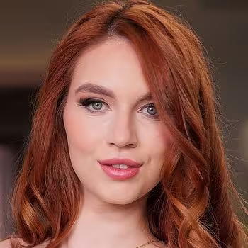 Porn actress Leya Desantis