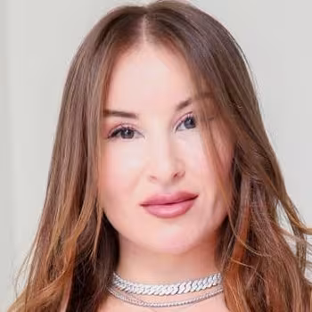 Porn actress Alexandra QoS