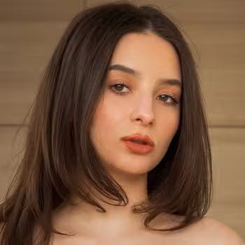 Porn actress Chloe Moss