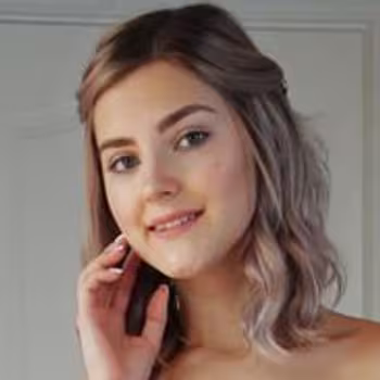 Porn actress Eva Elfie