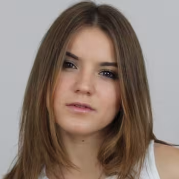 Porn actress Evelina Darling