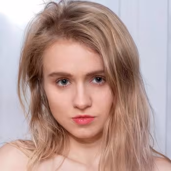 Porn actress Light Fairy