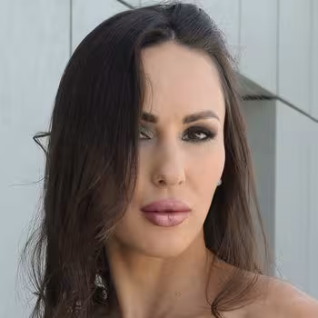 Porn actress Lilu Moon