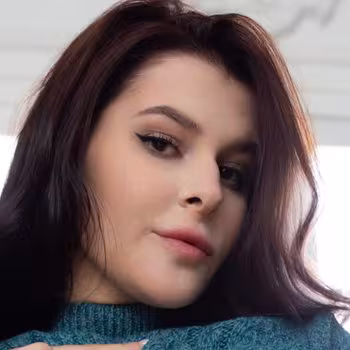 Porn actress Pandora Red