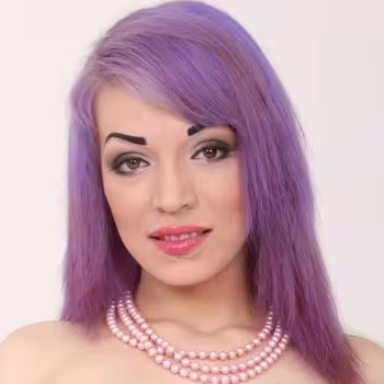 Porn actress PiercedAspid