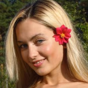 Porn actress Sweet Lilya