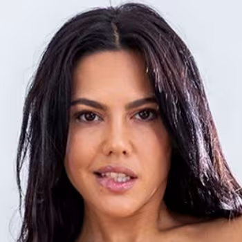 Porn actress Apolonia Lapiedra