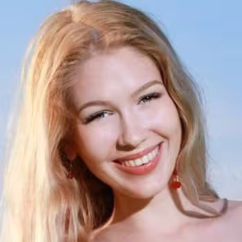Porn actress Genevieve Gandi