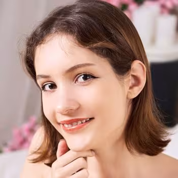 Porn actress Hareniks