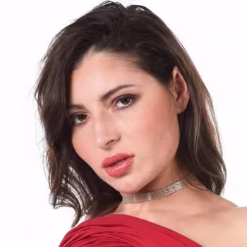 Porn actress Helina Dream
