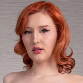 Porn actress Lola Red