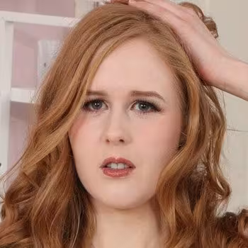 Porn actress Aurora Phoenix