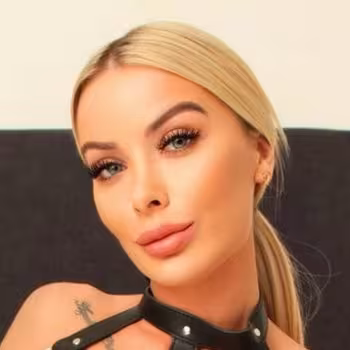 Porn actress Miss Teela