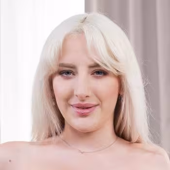 Porn actress Sunflower Doll