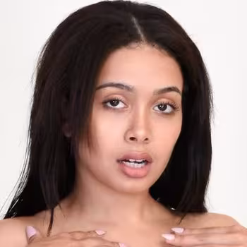 Porn actress Aaliyah Hadid