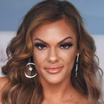 Porn actress Aila Donovan