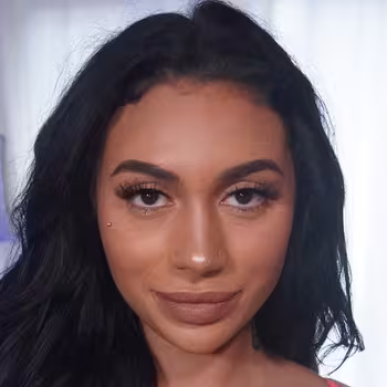 Porn actress Ariana Starr