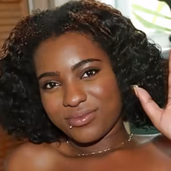Porn actress Chellie Rain