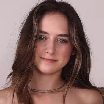 Porn actress Daisy Fox