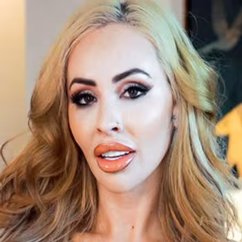 Porn actress Danae Mari