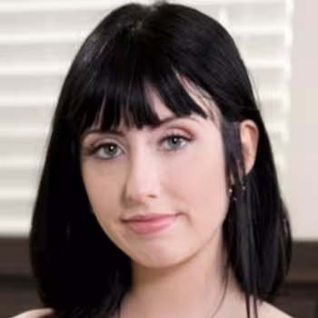 Porn actress Daphne Dare