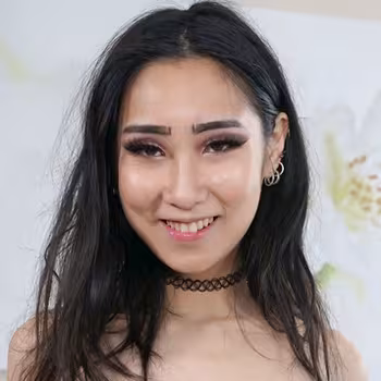 Porn actress Eva Yi