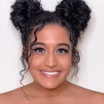 Porn actress Funsized Megan