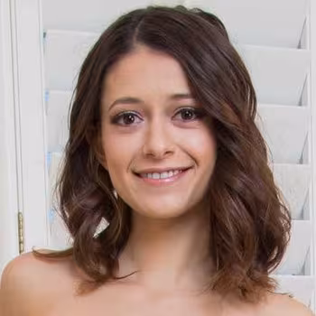 Porn actress Izzy Bell