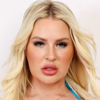Porn actress Jenna Starr